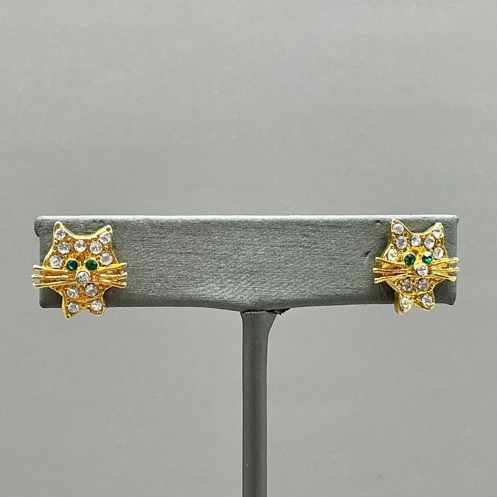 Earrings Women Gold Tone Rhinestone Green Eye Cat Kitten Stud Pierced 0.5 Inch